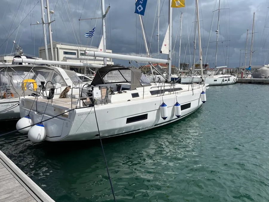 Dufour 470