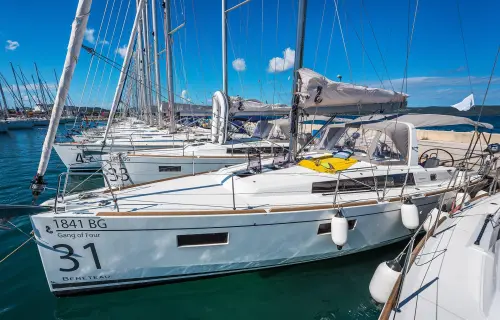 Oceanis 38.1