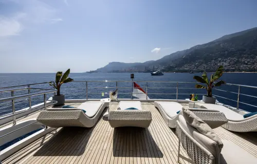 Azimut 95