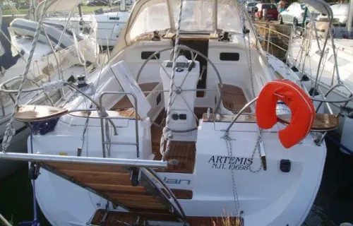 Artemis