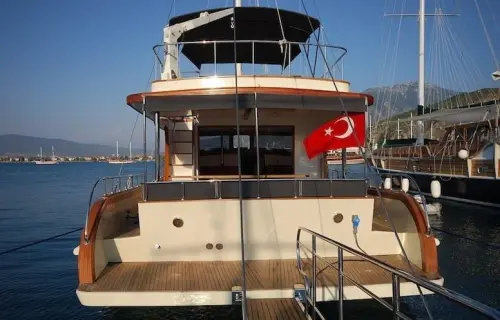Sea Dancer