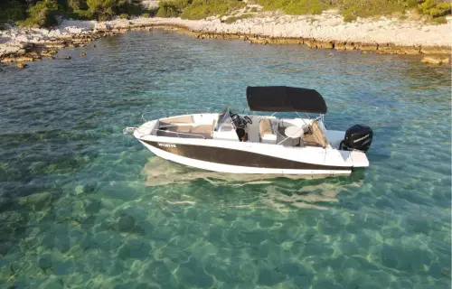 Quicksilver Aktiv 755 Open