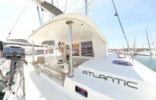 Atlantic Lagoon 400