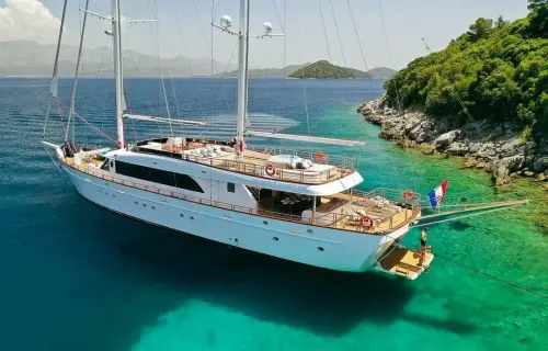 Love Story Luxury Yacht