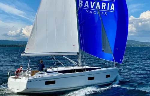 Bavaria C42