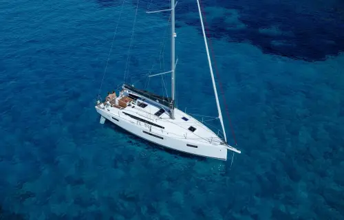 Sun Odyssey 415