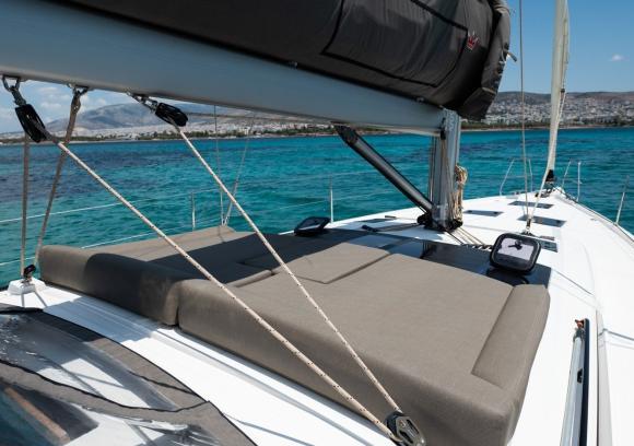 Dufour 470