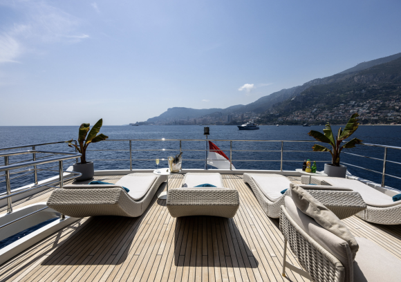 Azimut 95