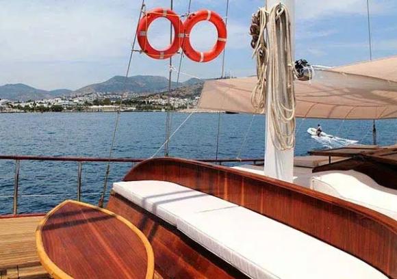 Lady Mistral