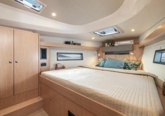 Bavaria C42