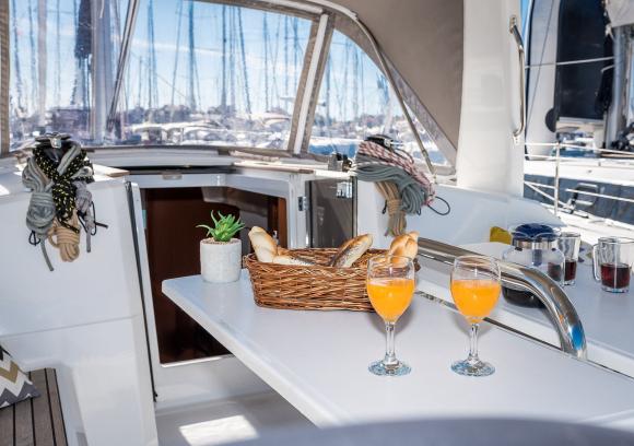 Oceanis 38.1