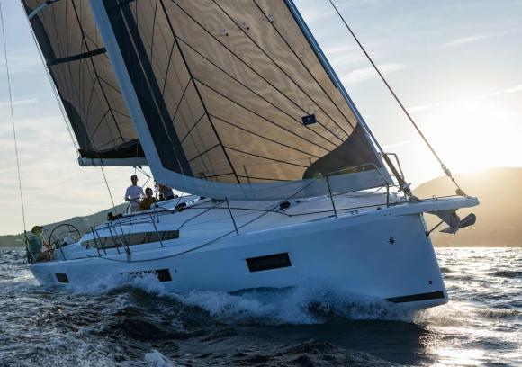 Sun Odyssey 415